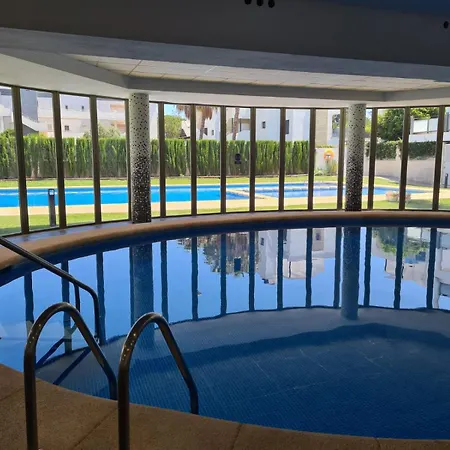 Amplio Duplex Con Piscina شقة *
