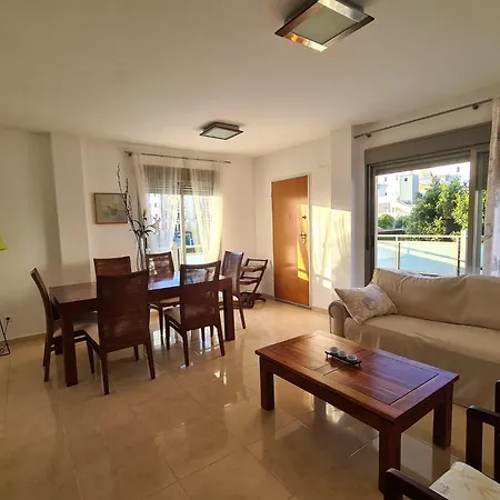Amplio Duplex Con Piscina شقة